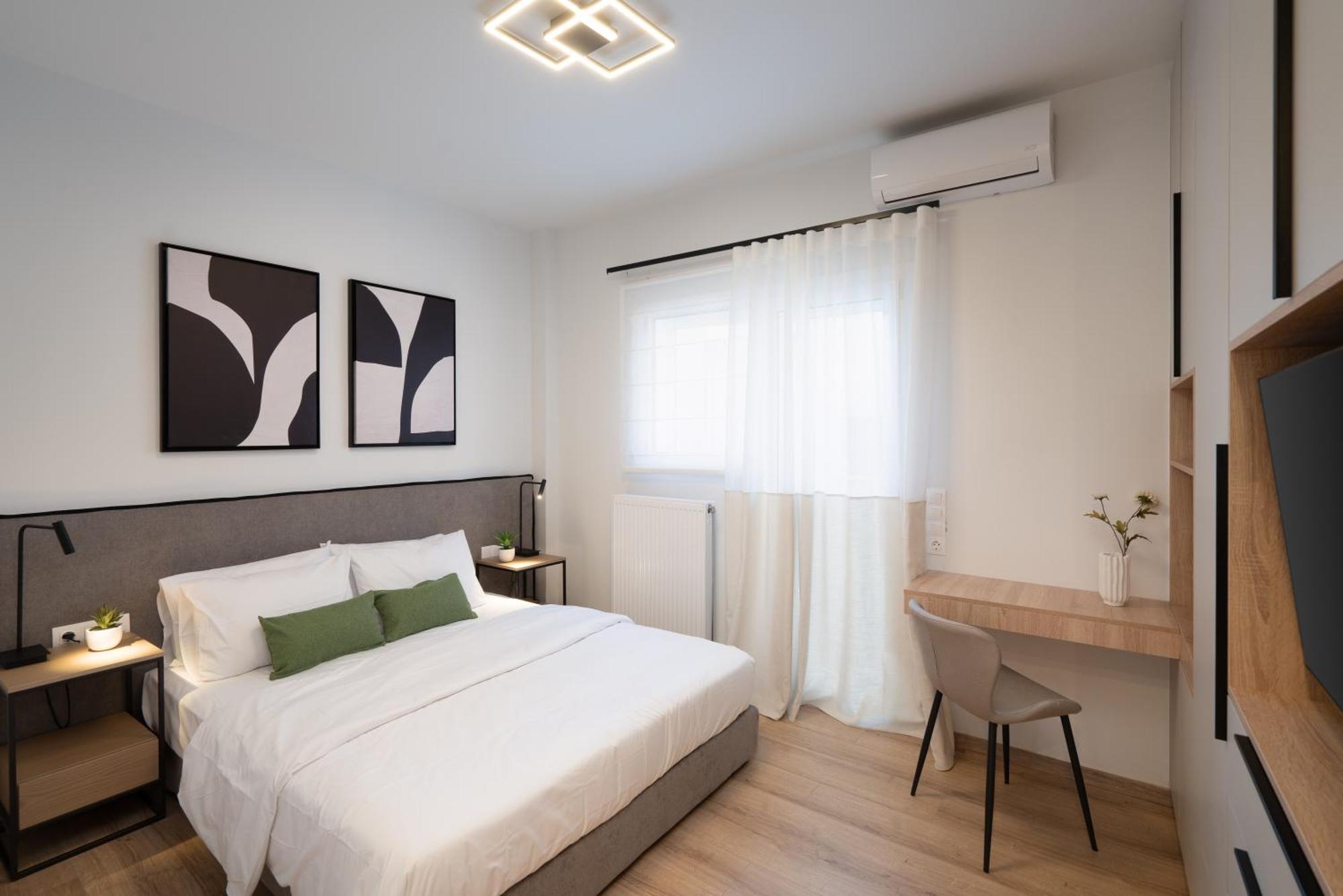 Luxury Apartment Next To The National Museum Atene Esterno foto